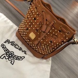 Trade for @a_heinritz MCM Visetos Swarovski studs